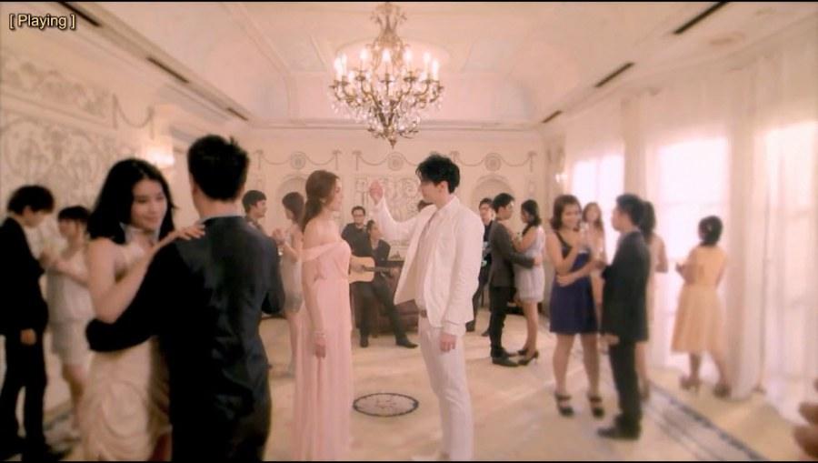 มาแล้ว!!!  MV  Soft touch with your love - ชมพู่ อารยา  feat. ETC