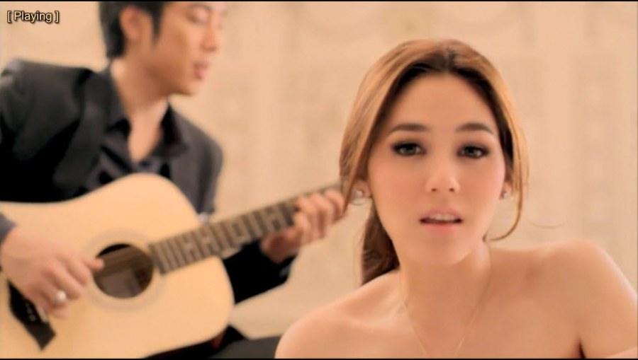 มาแล้ว!!!  MV  Soft touch with your love - ชมพู่ อารยา  feat. ETC