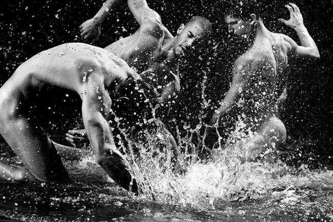 MASCULINE DOSAGE: WET MEN BY PHOTOGRAPHER FRAN&Ccedil;OIS ROUSSEAU