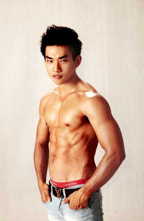 แผงอก หน้าท้อง มัดกล้าม