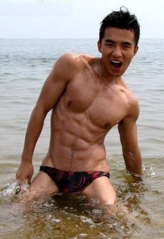 แผงอก หน้าท้อง มัดกล้าม