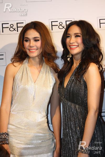 ชมพู่ อารยา ในงานF&F Summer 2012 @Royal Paragon Hall