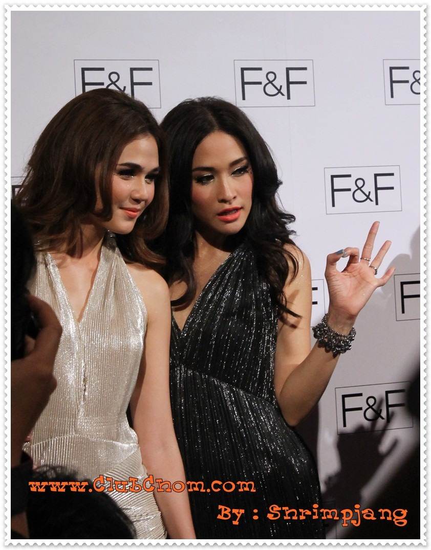 ชมพู่ อารยา ในมาดสวยๆเริ่ดเชิดๆ