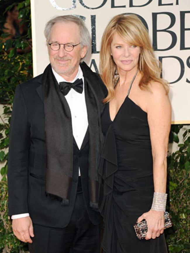 GOLDEN GLOBES 2012 COVERAGE: THE STARS TAKE TO THE RED CARPET INCLUDING, MADONNA, ANGELINA JOLIE, ME