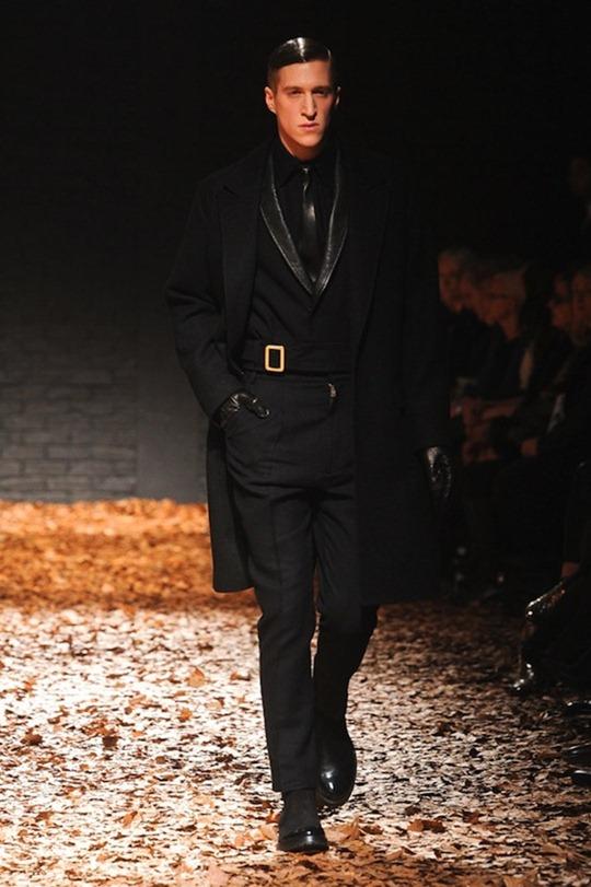 LONDON FASHION WEEK: ALEXANDER MCQUEEN MCQ FALL 2012