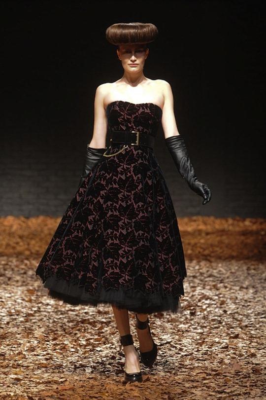 LONDON FASHION WEEK: ALEXANDER MCQUEEN MCQ FALL 2012