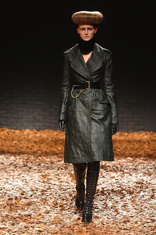 LONDON FASHION WEEK: ALEXANDER MCQUEEN MCQ FALL 2012