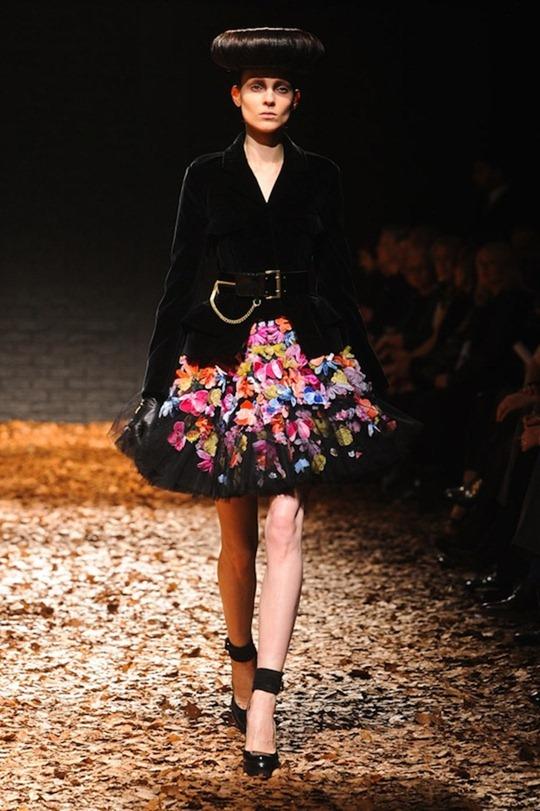 LONDON FASHION WEEK: ALEXANDER MCQUEEN MCQ FALL 2012