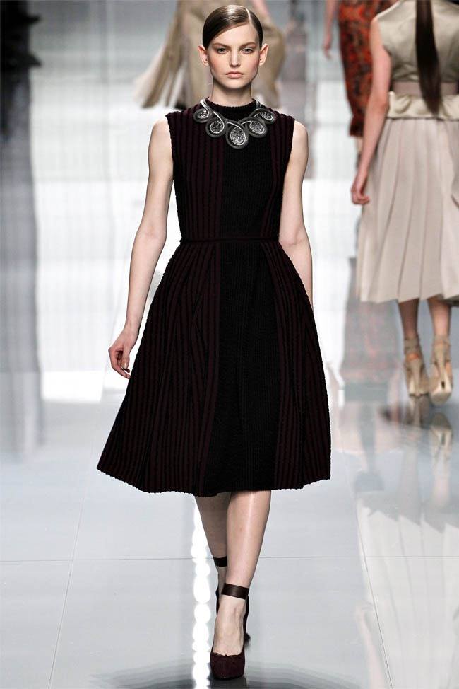 PARIS FASHION WEEK: CHRISTIAN DIOR FALL 2012