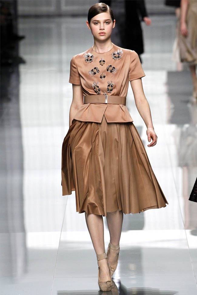 PARIS FASHION WEEK: CHRISTIAN DIOR FALL 2012