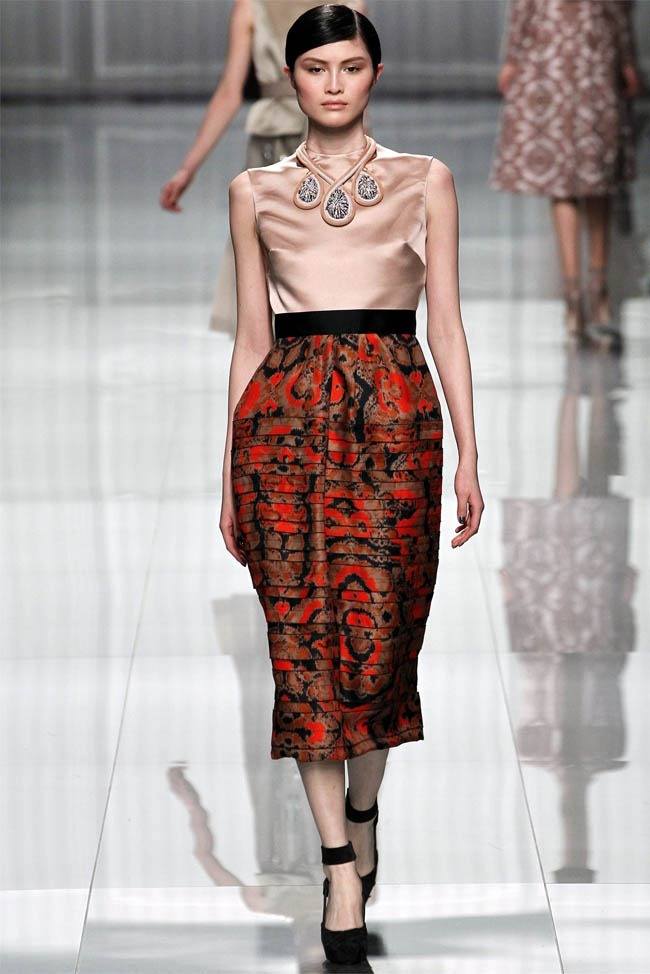 PARIS FASHION WEEK: CHRISTIAN DIOR FALL 2012