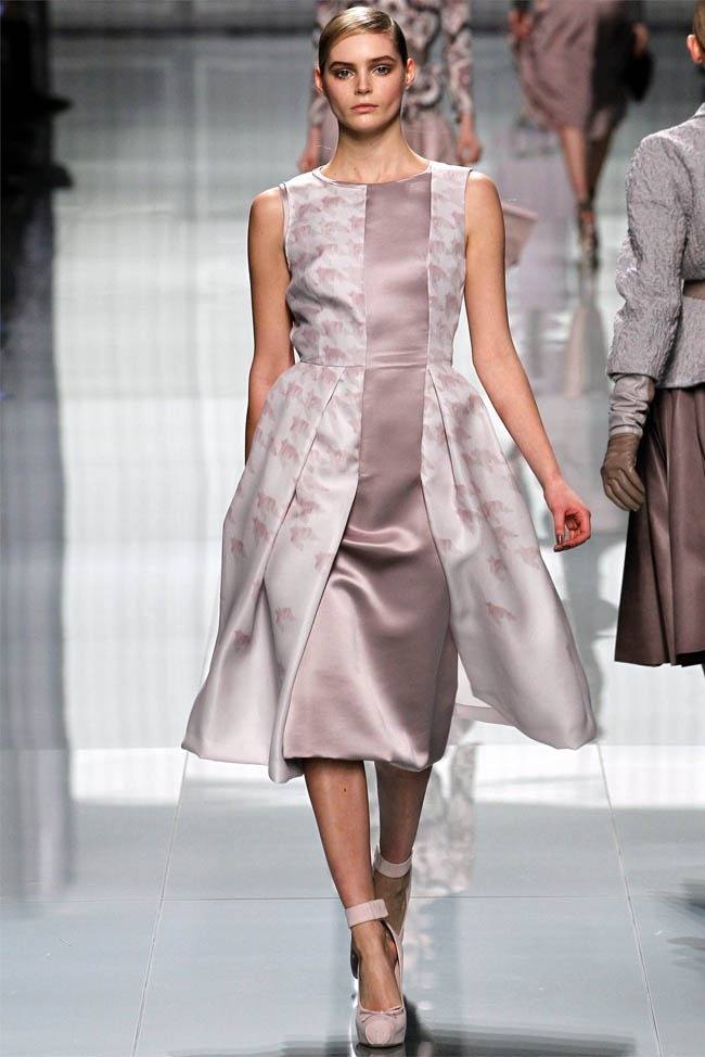 PARIS FASHION WEEK: CHRISTIAN DIOR FALL 2012