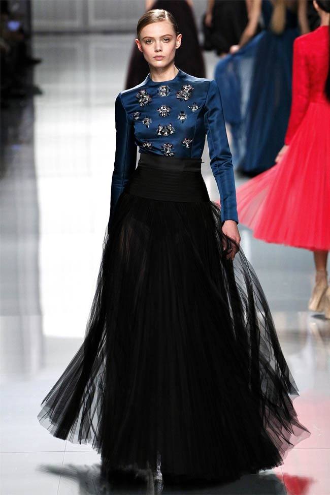 PARIS FASHION WEEK: CHRISTIAN DIOR FALL 2012