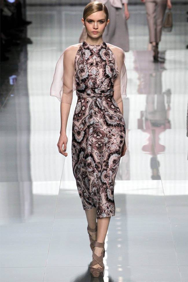 PARIS FASHION WEEK: CHRISTIAN DIOR FALL 2012