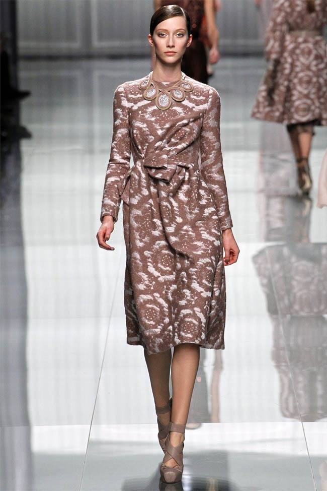 PARIS FASHION WEEK: CHRISTIAN DIOR FALL 2012