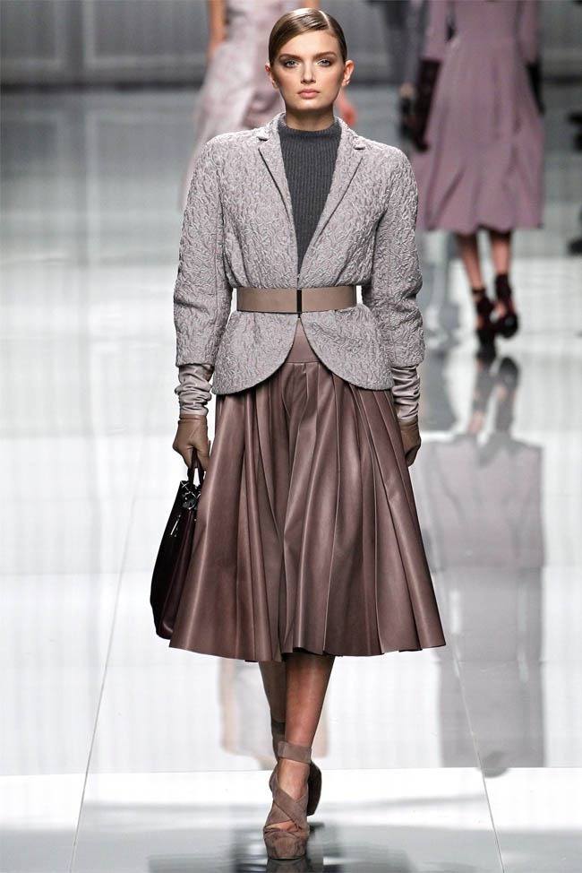 PARIS FASHION WEEK: CHRISTIAN DIOR FALL 2012