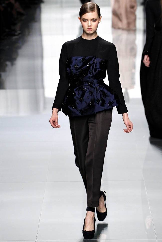 PARIS FASHION WEEK: CHRISTIAN DIOR FALL 2012