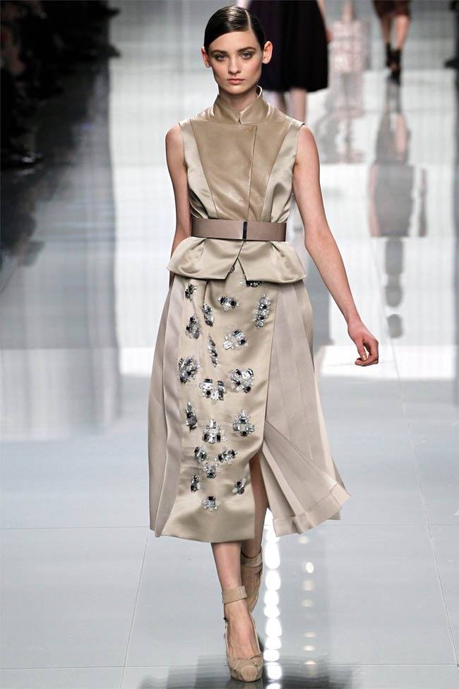 PARIS FASHION WEEK: CHRISTIAN DIOR FALL 2012