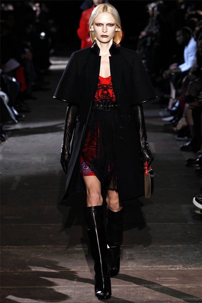 PARIS FASHION WEEK: GIVENCHY FALL 2012
