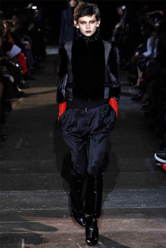 PARIS FASHION WEEK: GIVENCHY FALL 2012