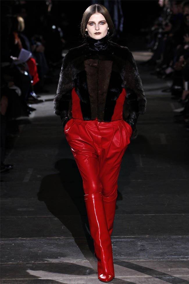 PARIS FASHION WEEK: GIVENCHY FALL 2012