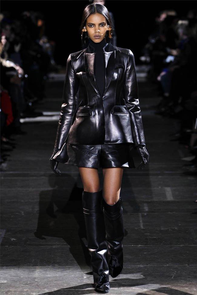 PARIS FASHION WEEK: GIVENCHY FALL 2012