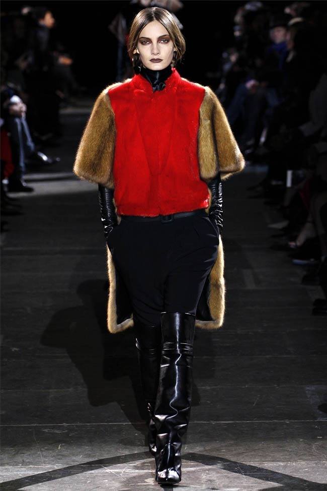 PARIS FASHION WEEK: GIVENCHY FALL 2012