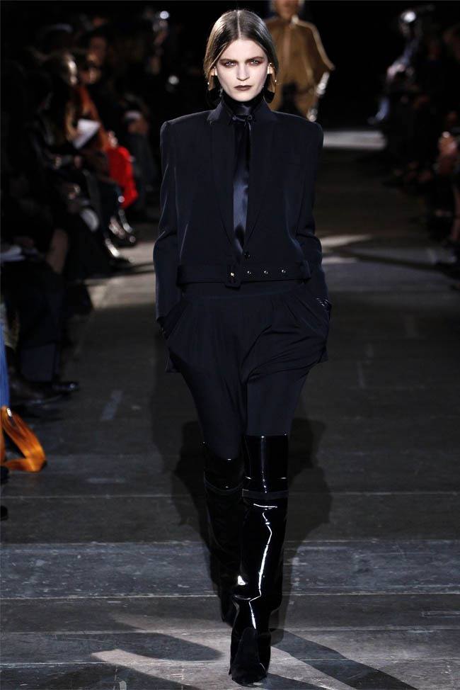 PARIS FASHION WEEK: GIVENCHY FALL 2012