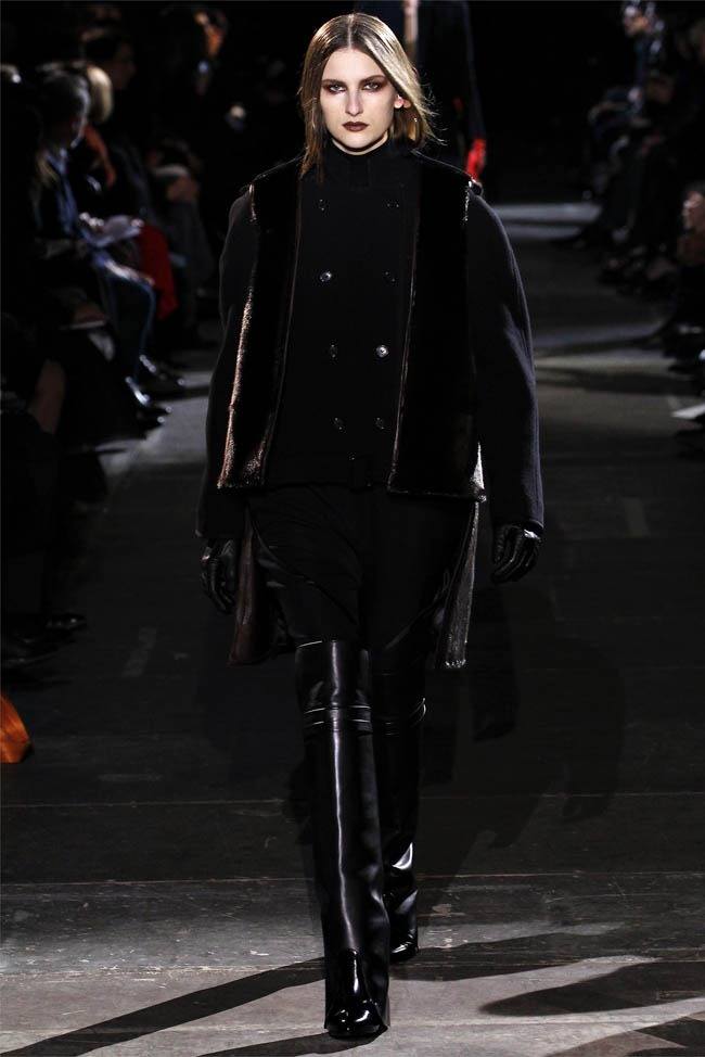 PARIS FASHION WEEK: GIVENCHY FALL 2012