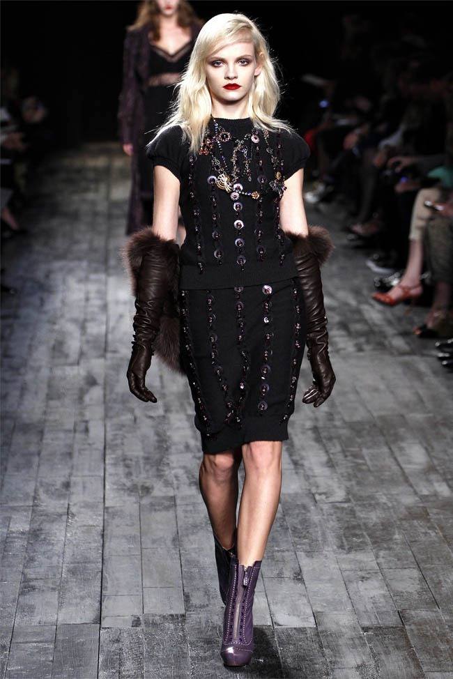 PARIS FASHION WEEK: NINA RICCI FALL 2012