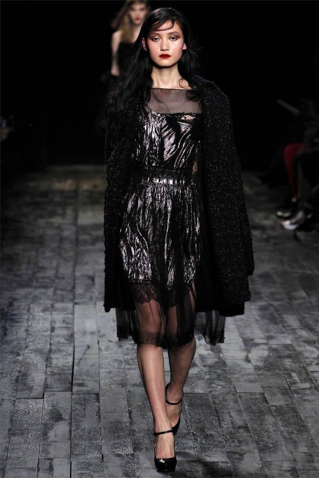 PARIS FASHION WEEK: NINA RICCI FALL 2012