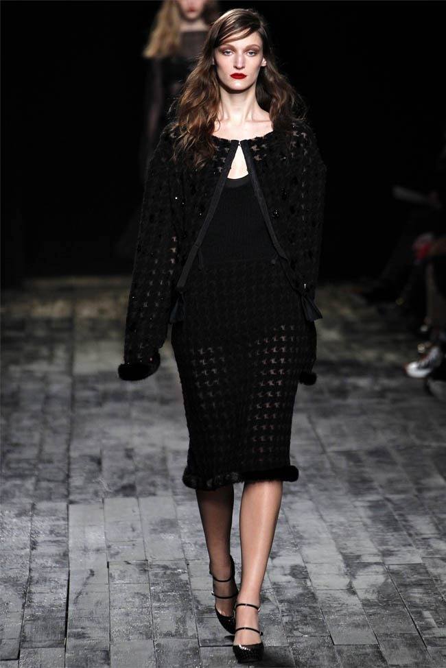 PARIS FASHION WEEK: NINA RICCI FALL 2012