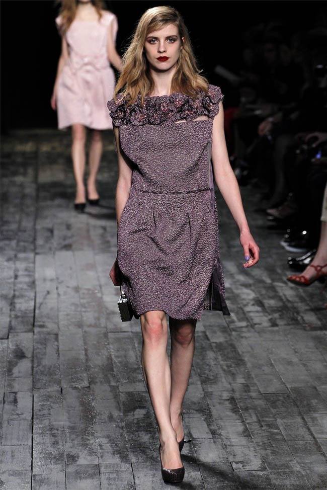 PARIS FASHION WEEK: NINA RICCI FALL 2012