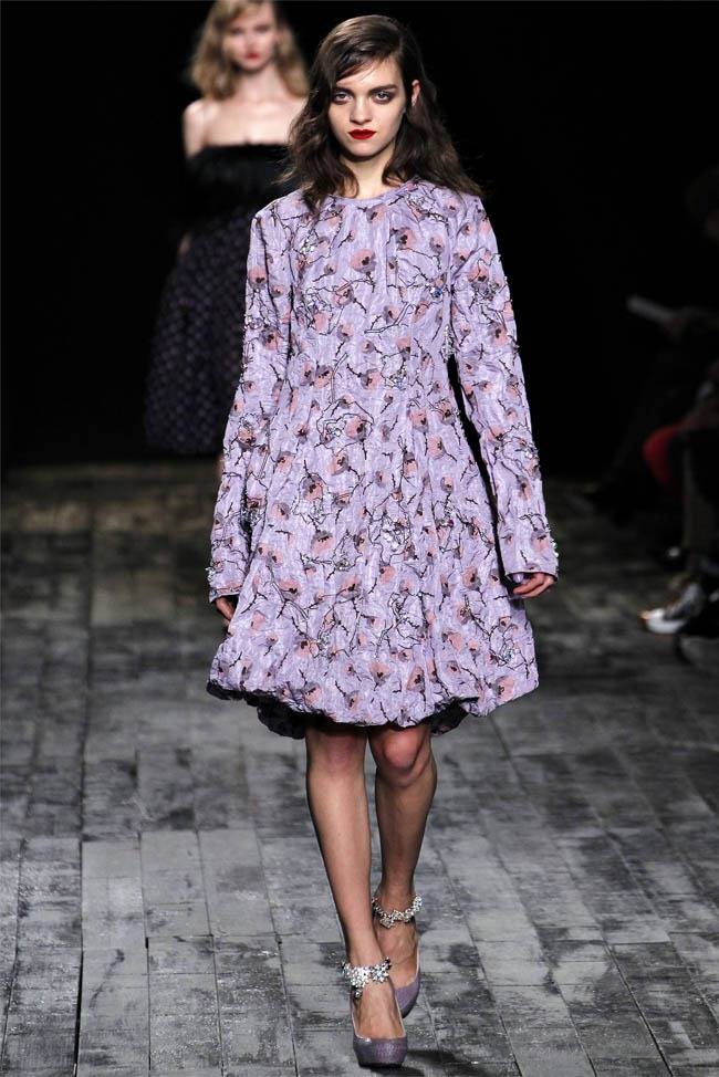 PARIS FASHION WEEK: NINA RICCI FALL 2012