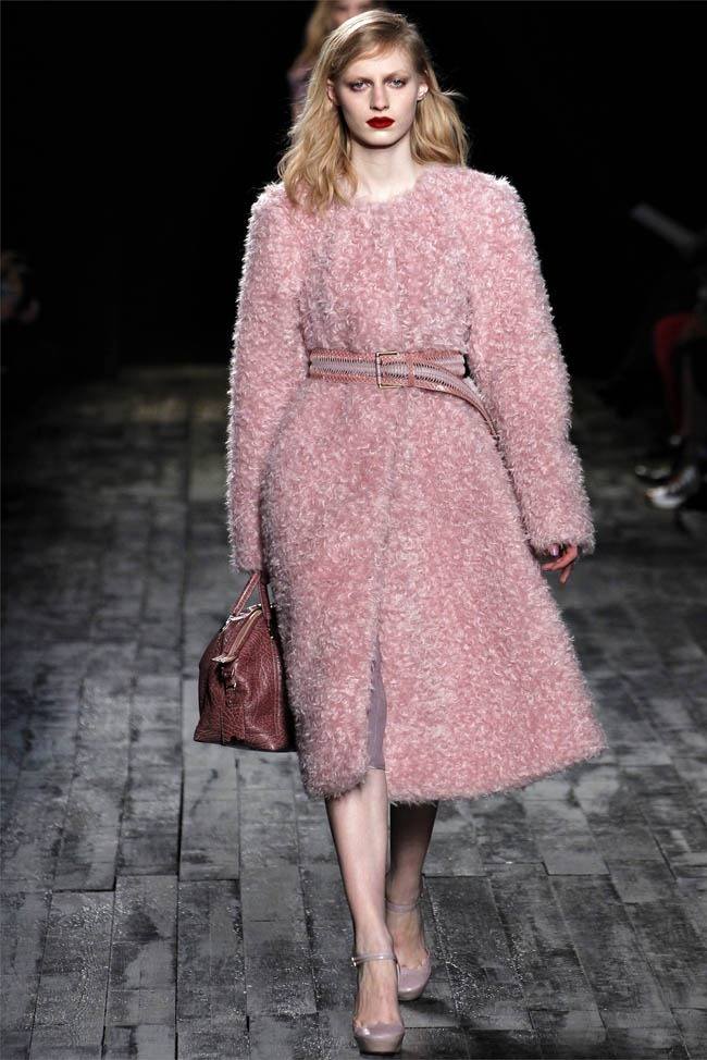 PARIS FASHION WEEK: NINA RICCI FALL 2012