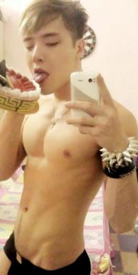 หุุ่่่นดีน่าลวนลาม