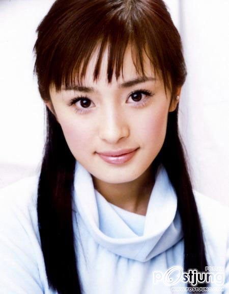 หยาง มี่/楊冪/Yáng Mì ดารานางเอกสาวจีนมาแรงอีกคนหนึ่ง
