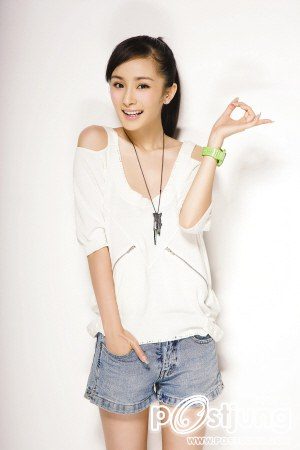 หยาง มี่/楊冪/Yáng Mì ดารานางเอกสาวจีนมาแรงอีกคนหนึ่ง