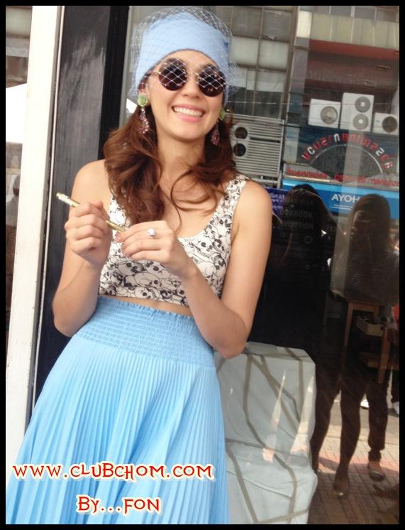 ชมพู่ อารยา เปิดตัวกระเป๋า เปิดตัว P's Material+Mingle By CHOMPOO ARAYA