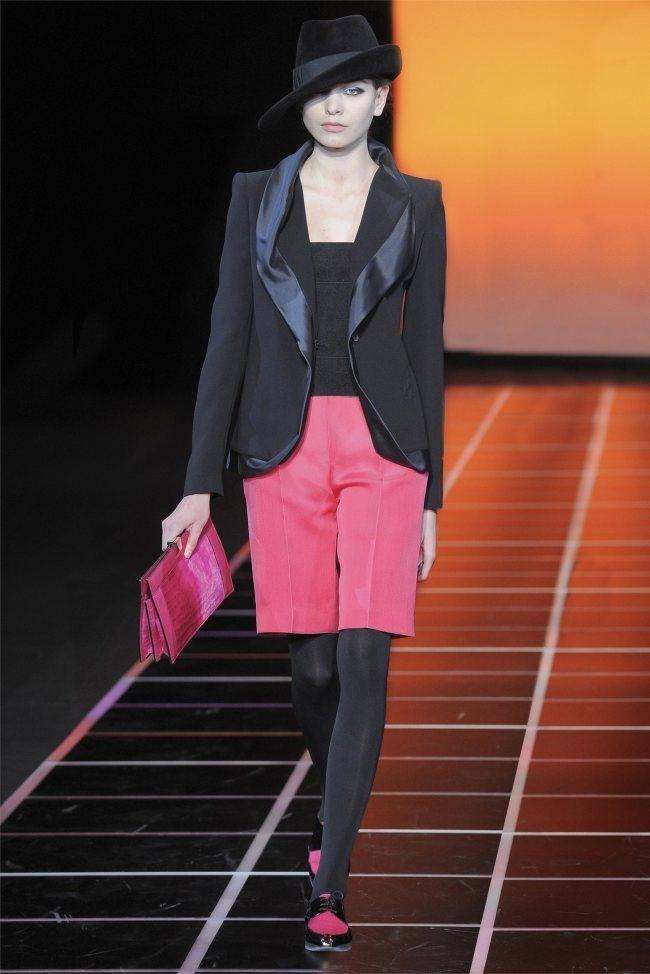 MILAN FASHION WEEK: GIORGIO ARMANI FALL 2012
