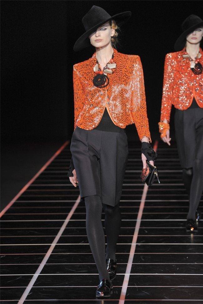 MILAN FASHION WEEK: GIORGIO ARMANI FALL 2012