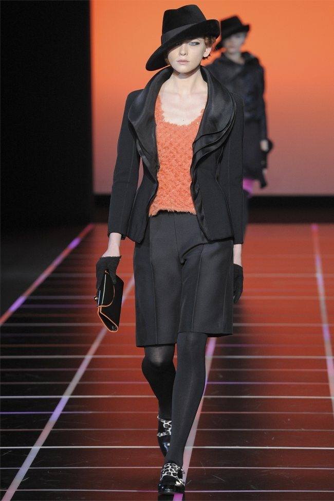 MILAN FASHION WEEK: GIORGIO ARMANI FALL 2012