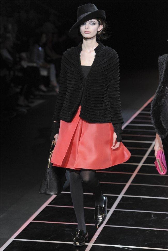 MILAN FASHION WEEK: GIORGIO ARMANI FALL 2012