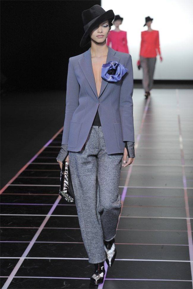 MILAN FASHION WEEK: GIORGIO ARMANI FALL 2012