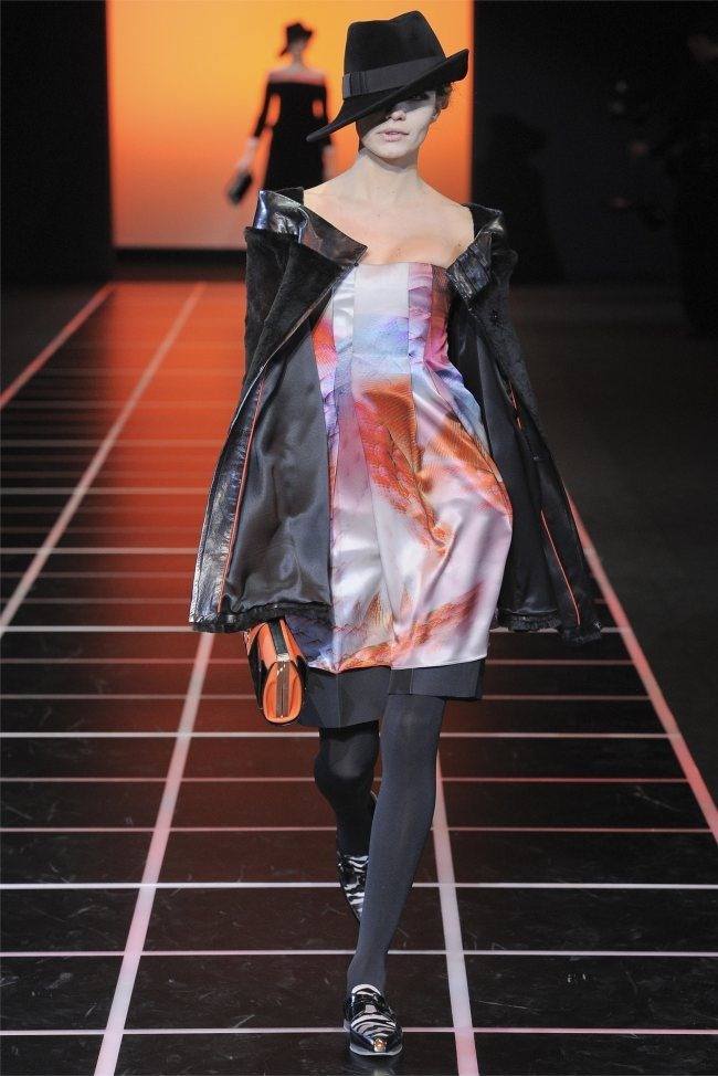 MILAN FASHION WEEK: GIORGIO ARMANI FALL 2012