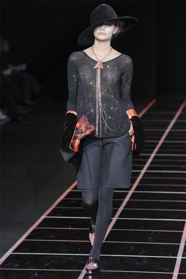 MILAN FASHION WEEK: GIORGIO ARMANI FALL 2012