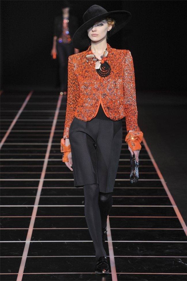 MILAN FASHION WEEK: GIORGIO ARMANI FALL 2012