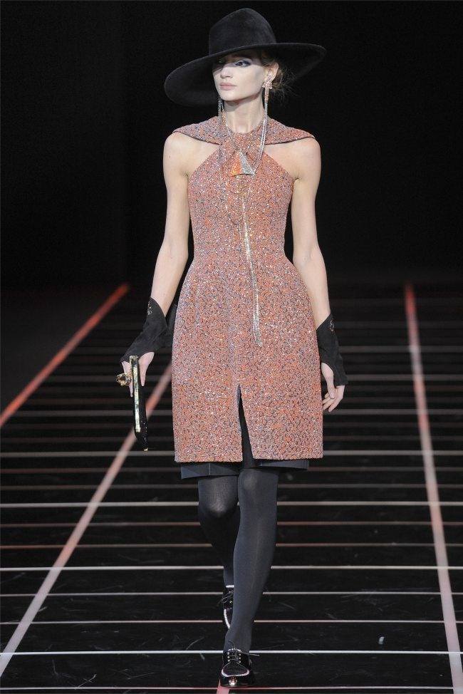 MILAN FASHION WEEK: GIORGIO ARMANI FALL 2012