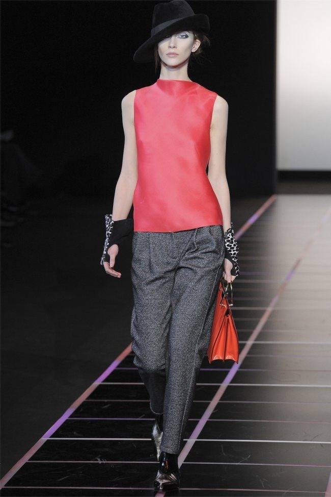 MILAN FASHION WEEK: GIORGIO ARMANI FALL 2012