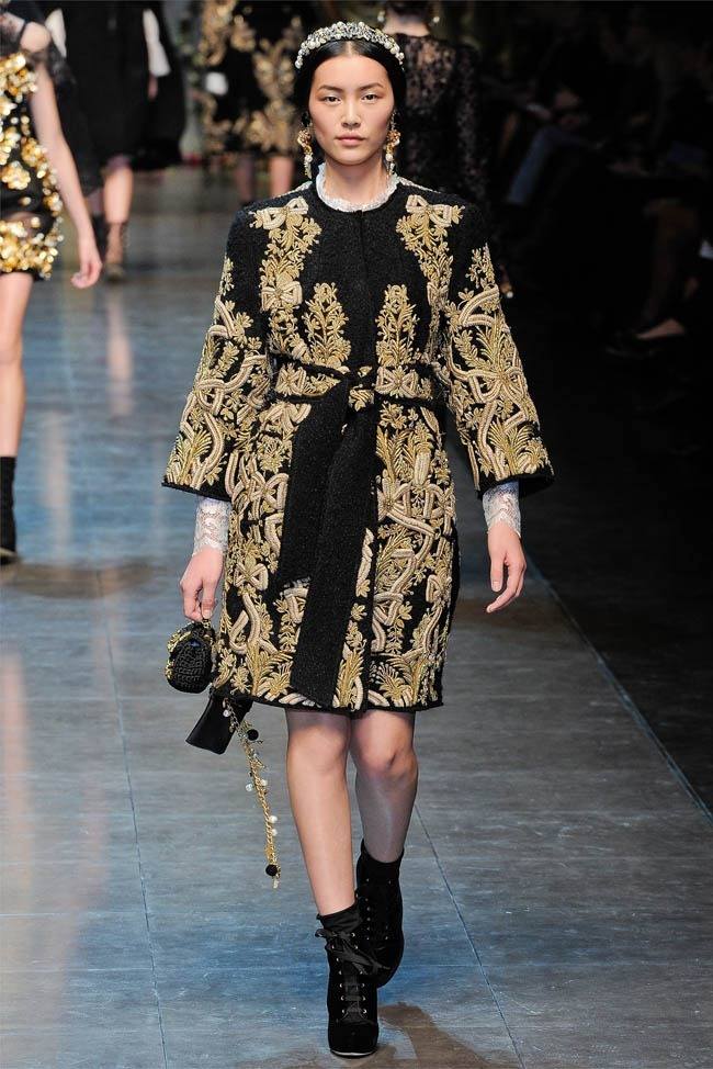 MILAN FASHION WEEK: DOLCE & GABBANA FALL 2012